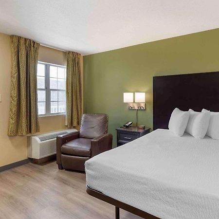 Extended Stay America Suites - St Louis - Westport - E Lackland Rd Maryland Heights Exterior photo