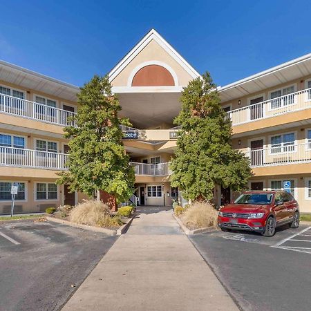 Extended Stay America Suites - St Louis - Westport - E Lackland Rd Maryland Heights Exterior photo