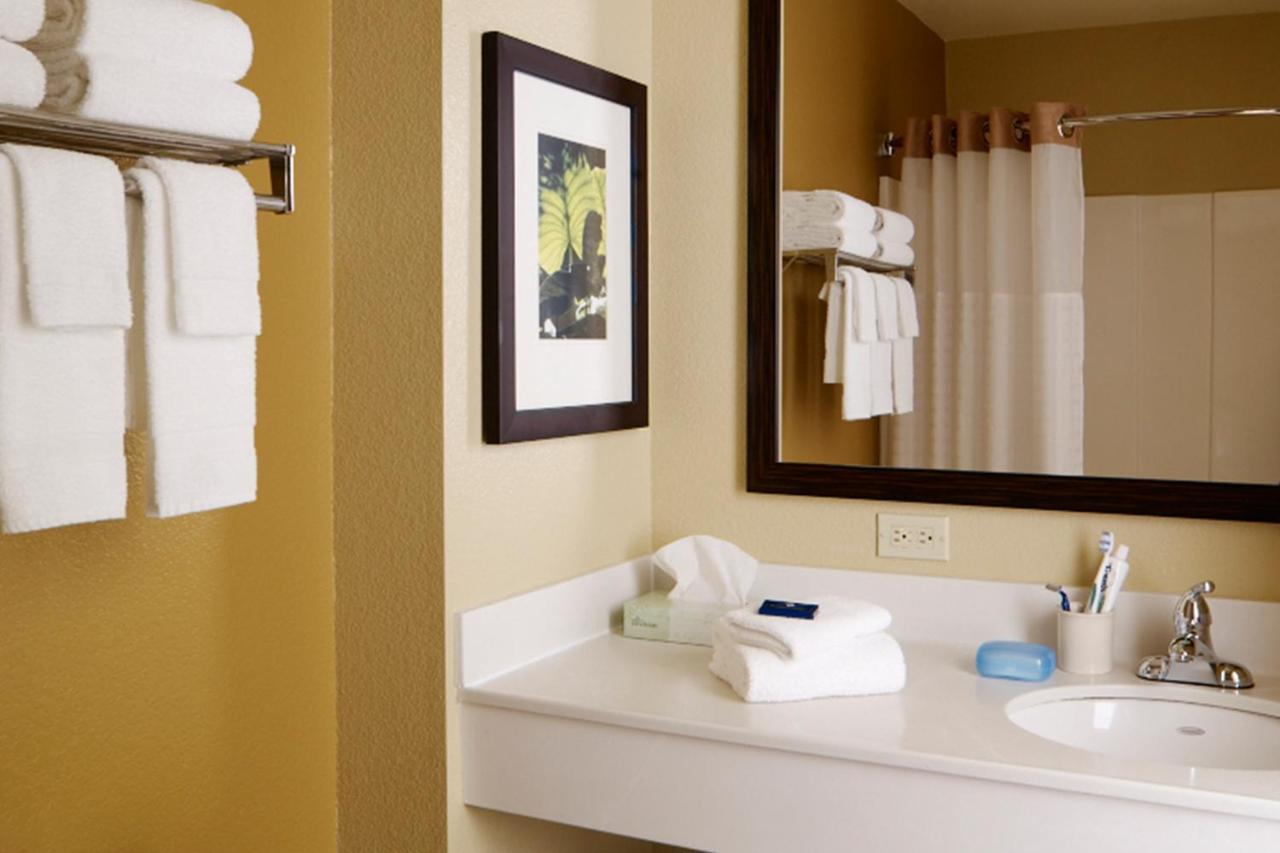 Extended Stay America Suites - St Louis - Westport - E Lackland Rd Maryland Heights Exterior photo