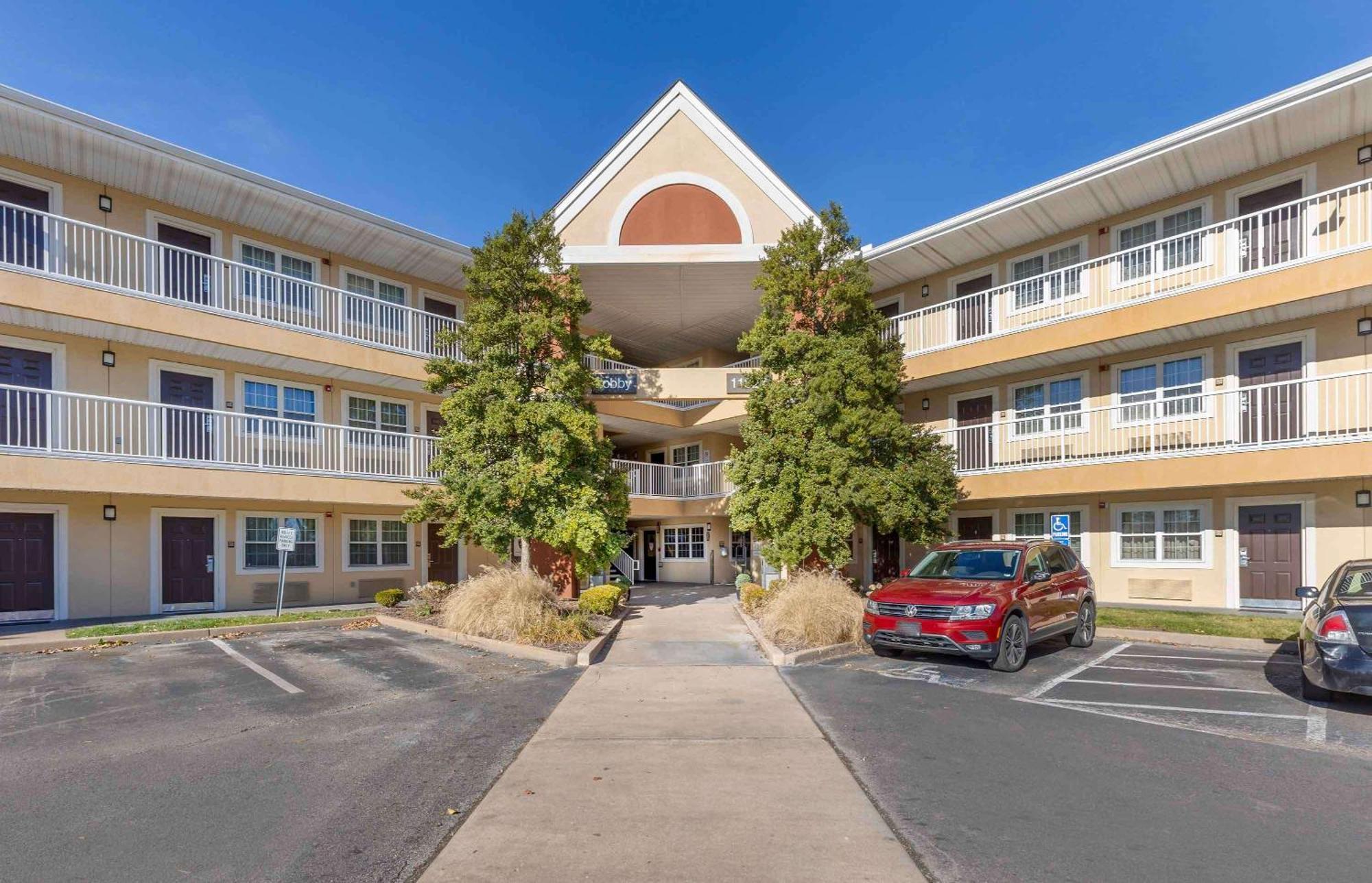 Extended Stay America Suites - St Louis - Westport - E Lackland Rd Maryland Heights Exterior photo