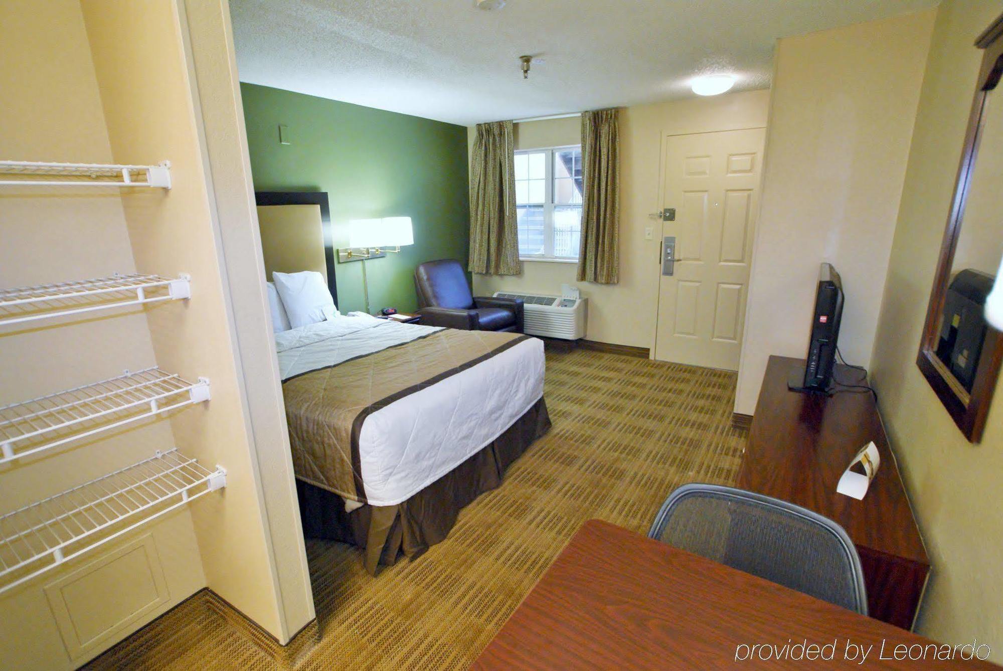 Extended Stay America Suites - St Louis - Westport - E Lackland Rd Maryland Heights Exterior photo