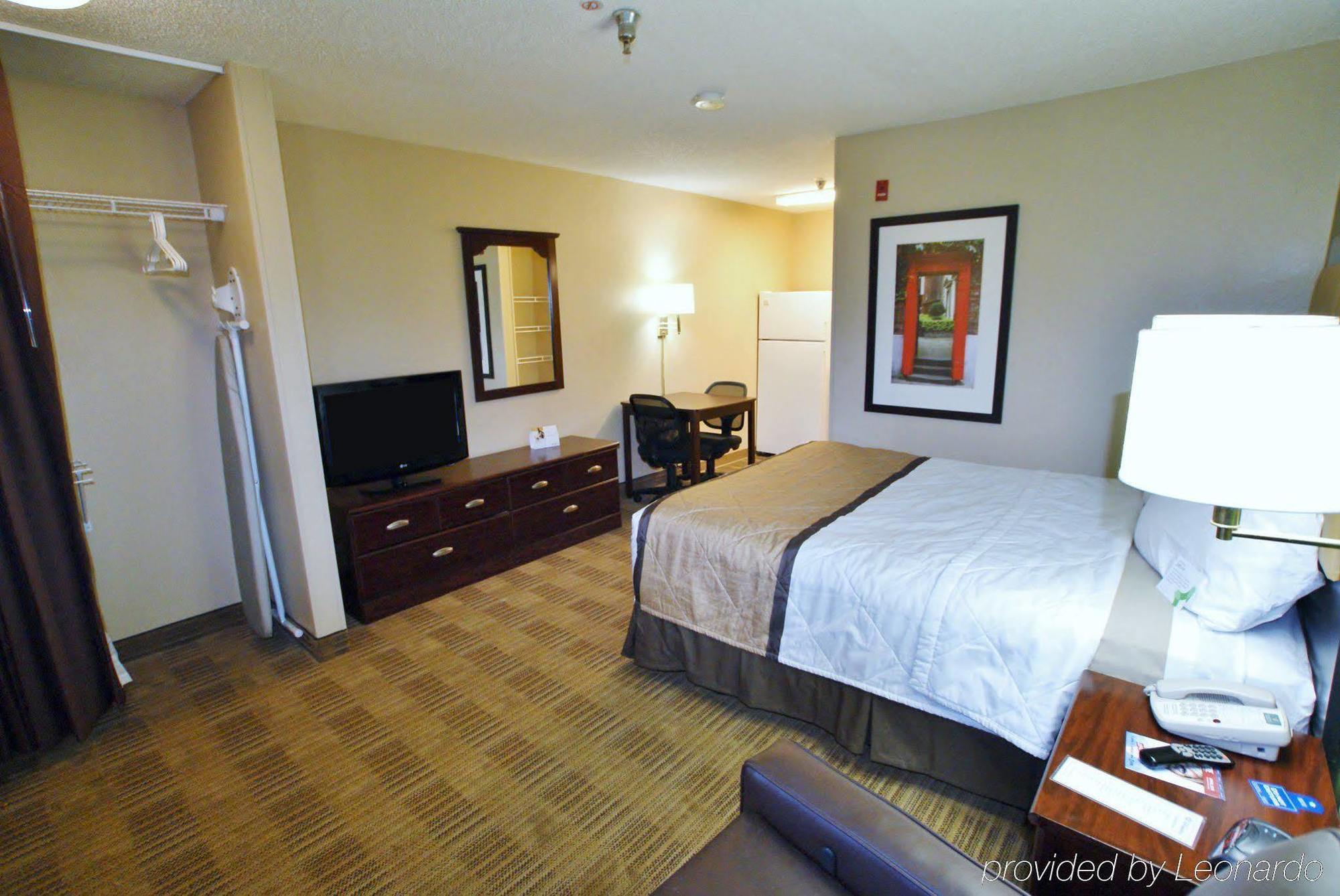 Extended Stay America Suites - St Louis - Westport - E Lackland Rd Maryland Heights Exterior photo
